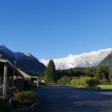 Rainforest Motel Glaciar Fox Exterior foto